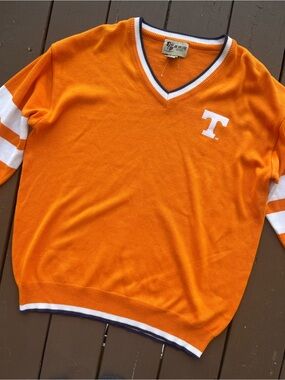 Vintage Joe College Sports Tennessee Volunteers orange V-neck sweater Men’s XL